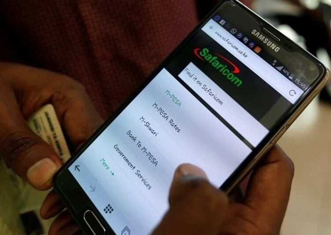 Woman narrates how stranger sent her KSh 100k after returning KSh 47k wrongly sent to her Woman narrates how stranger sent her KSh 100k after returning KSh 47k wrongly sent to her