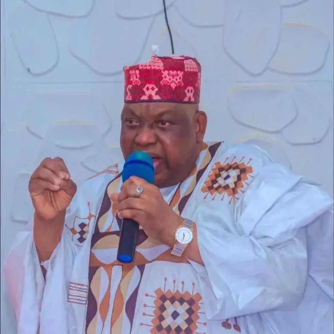 Hanga ya yi magana kan Kwankwaso Hanga ya yi magana kan Kwankwaso