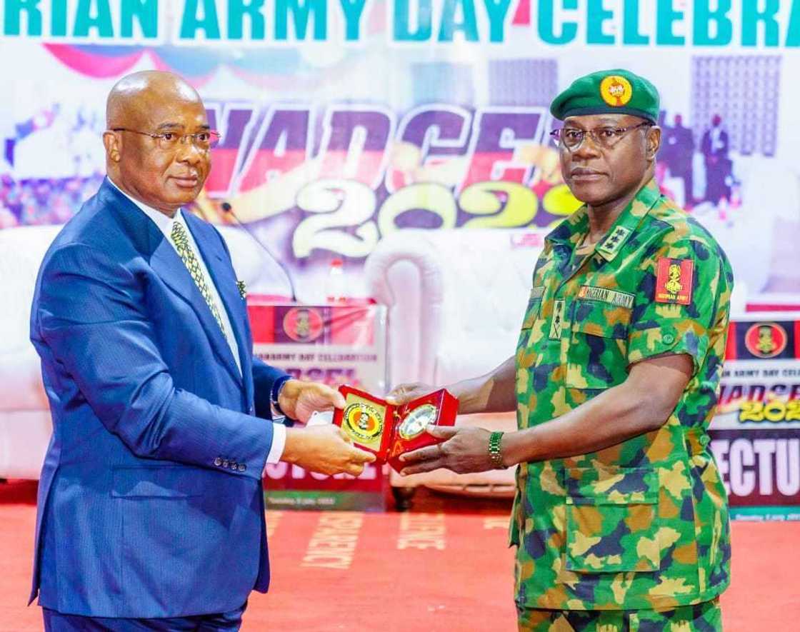 Uzodimma calls for more collaboration with security agencies Uzodimma calls for more collaboration with security agencies