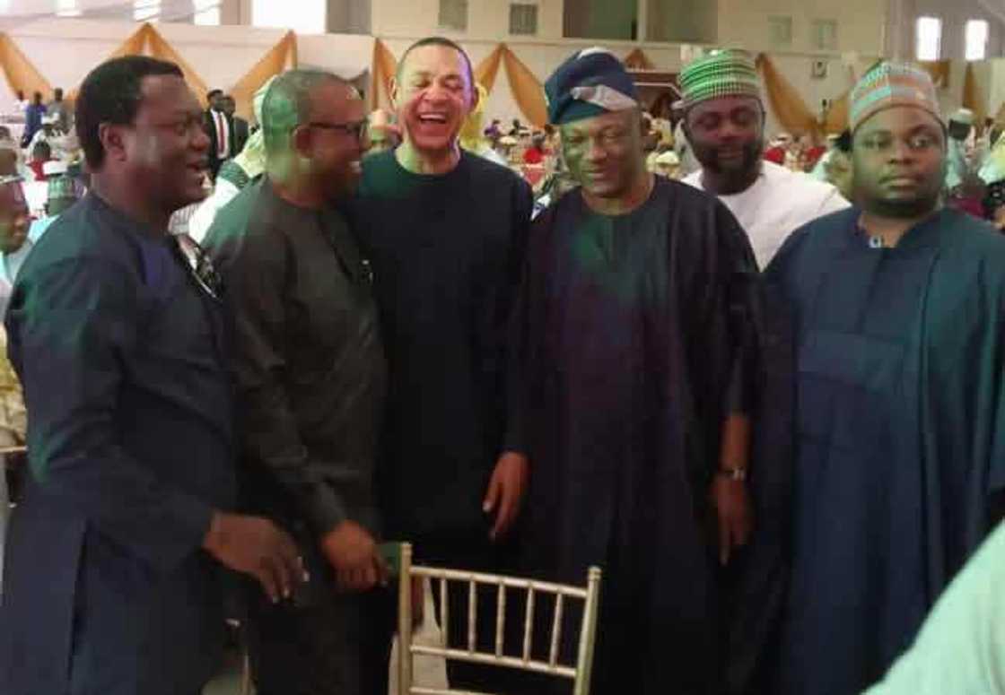 Yanzu-yanzu: An kaddamar da nadin sarautan Atiku a matsayin Wazirin Adamawa Yanzu-yanzu: An kaddamar da nadin sarautan Atiku a matsayin Wazirin Adamawa