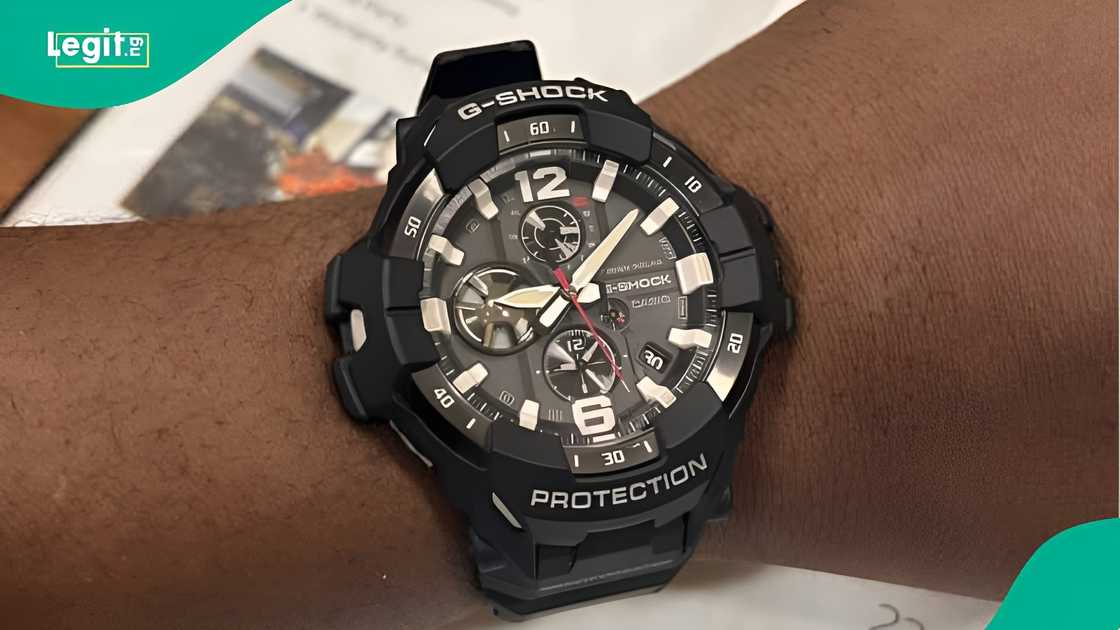 Man offers gift to soldier in viral Wike video, sparks online discussion