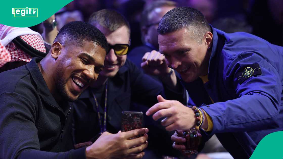 Anthony Joshua, Oleksandr Usyk, Old Royal Navy College, London, Ring Magazine Award. Anthony Joshua, Oleksandr Usyk, Old Royal Navy College, London, Ring Magazine Award.