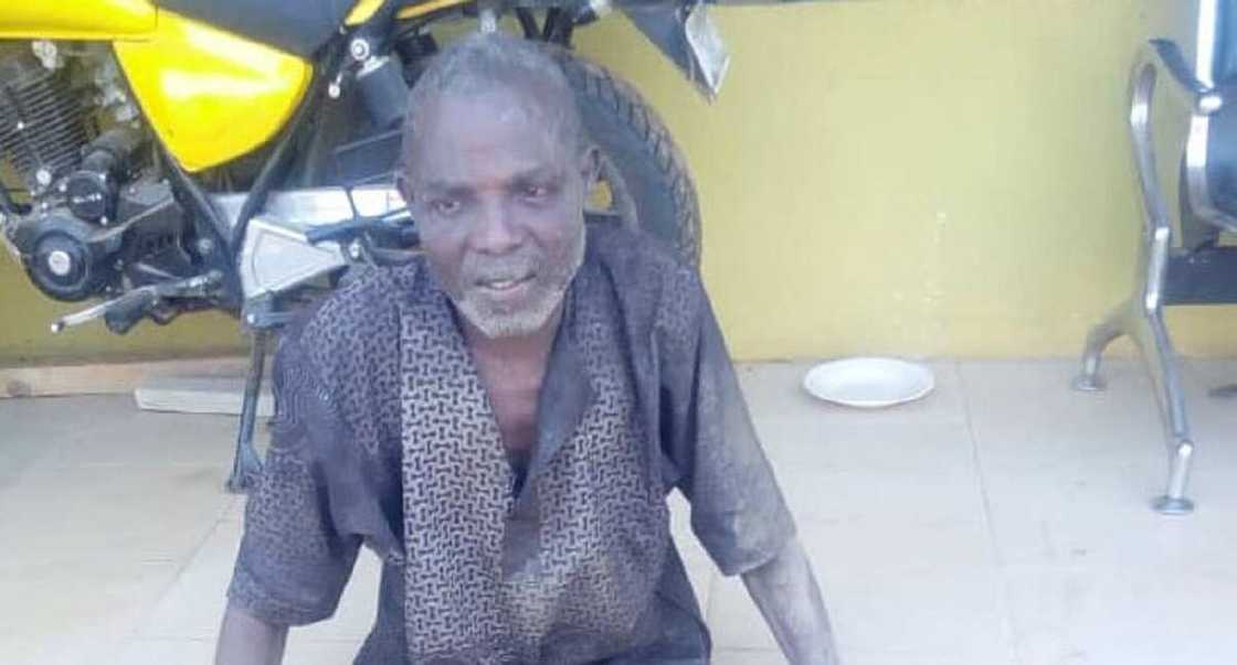 An kama dan shekara 55 da kokon kan dan adam hudu An kama dan shekara 55 da kokon kan dan adam hudu