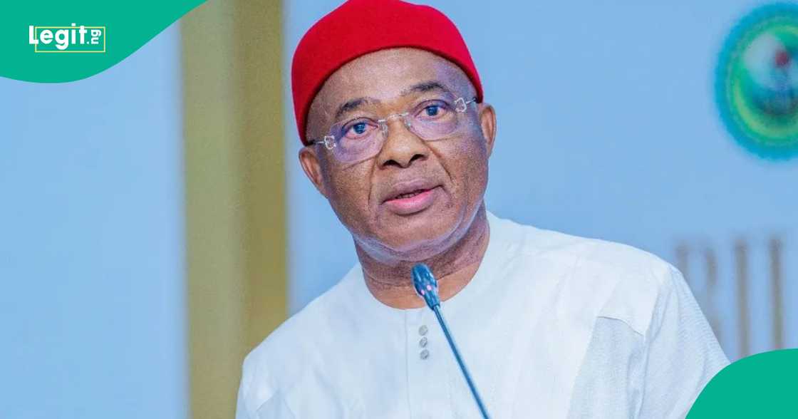 Gwamnan Imo, Hope Uzodinma. Gwamnan Imo, Hope Uzodinma.