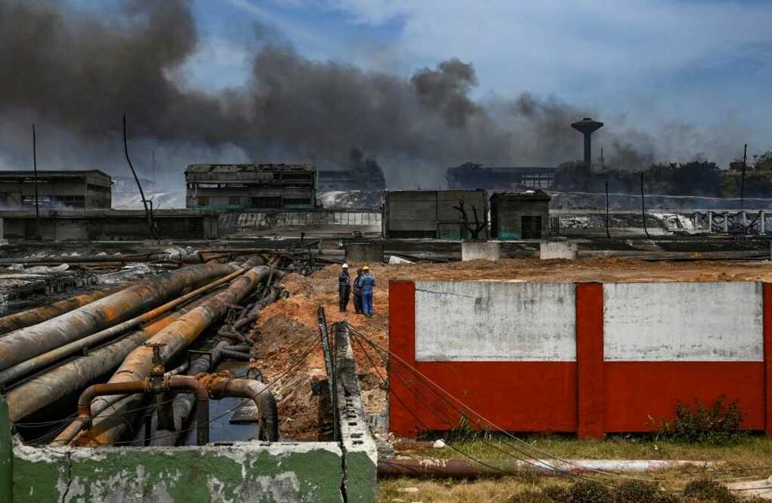 Sixteen firefighters were killed and 17 others hospitalized due to a massive fire in Matanzas, on Cuba's northern coast Sixteen firefighters were killed and 17 others hospitalized due to a massive fire in Matanzas, on Cuba's northern coast