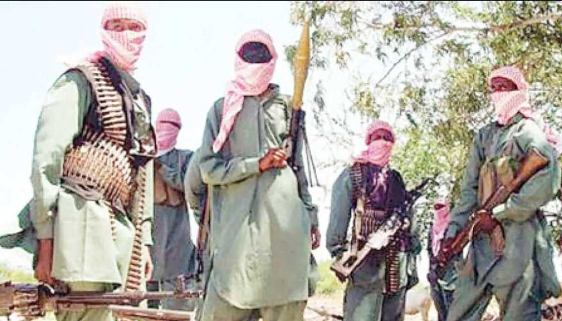 'Yan bindigan Kaduna sun rike wanda ya kawo kudin fansa 'Yan bindigan Kaduna sun rike wanda ya kawo kudin fansa