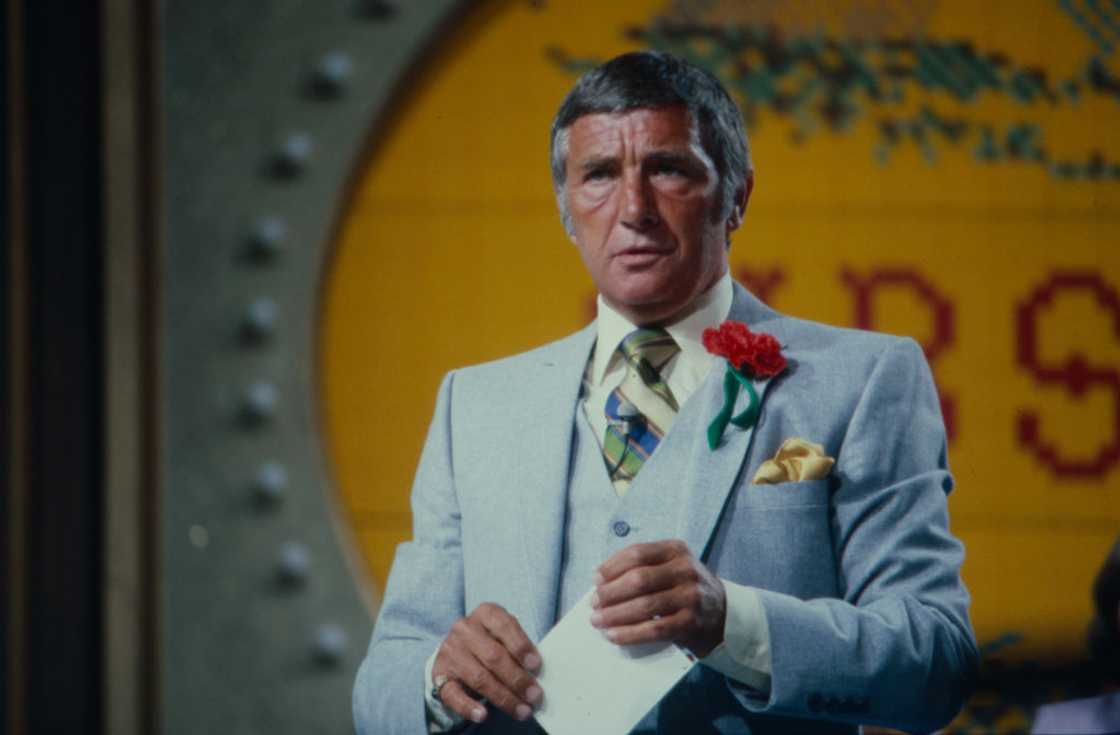 Host Richard Dawson appearing on the ABC tv game show series 'Family Feud'