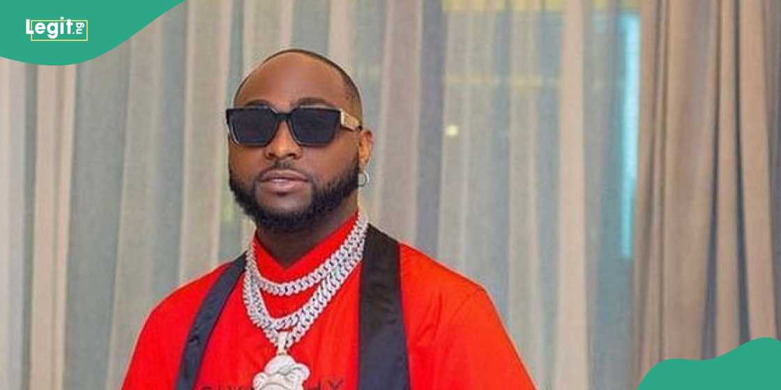 Fãs do que Davido deveria fazer sobre seu casamento Fãs do que Davido deveria fazer sobre seu casamento