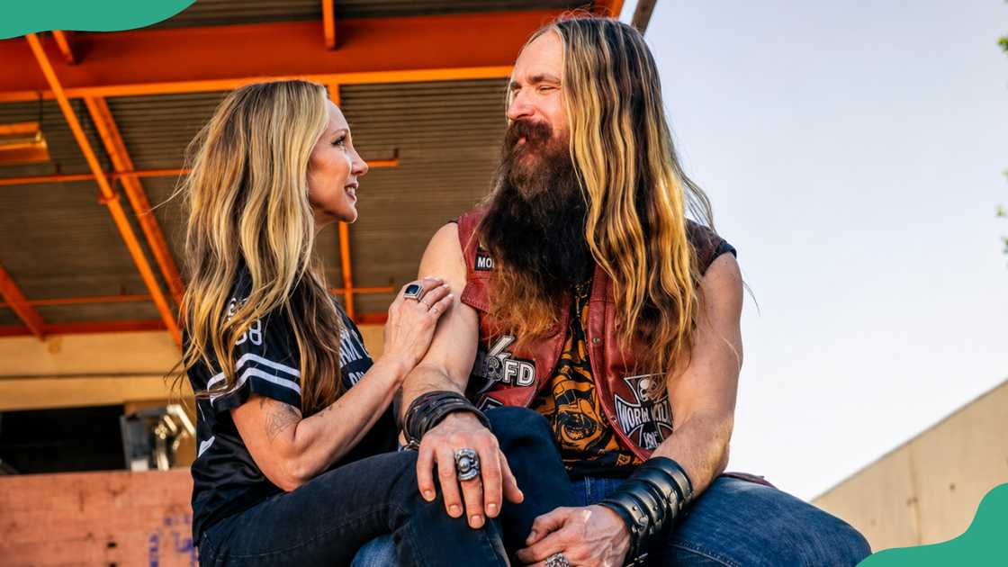Zakk and Barbaranne Wylde share a moment Zakk and Barbaranne Wylde share a moment