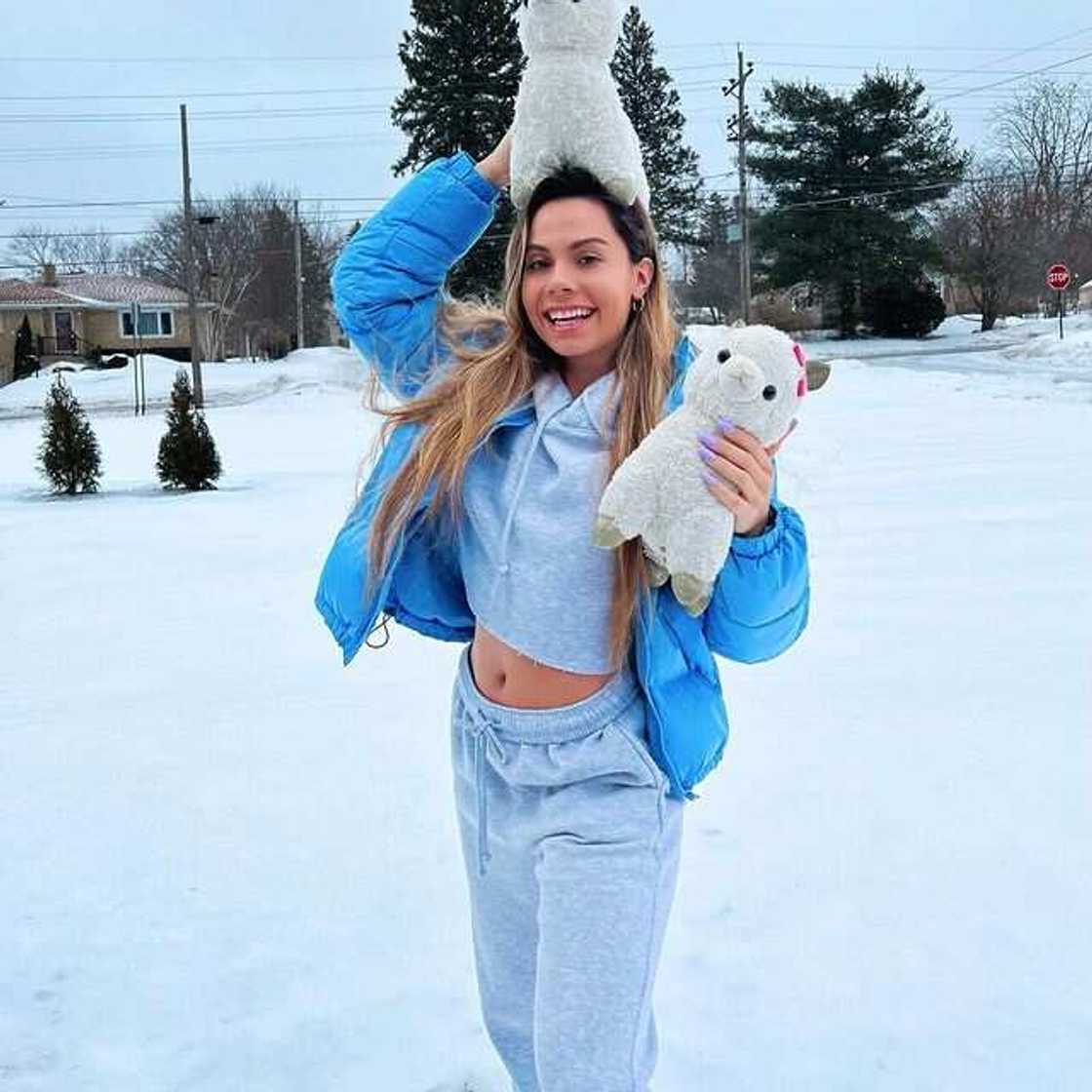 AmyyWoahh’s net worth AmyyWoahh’s net worth