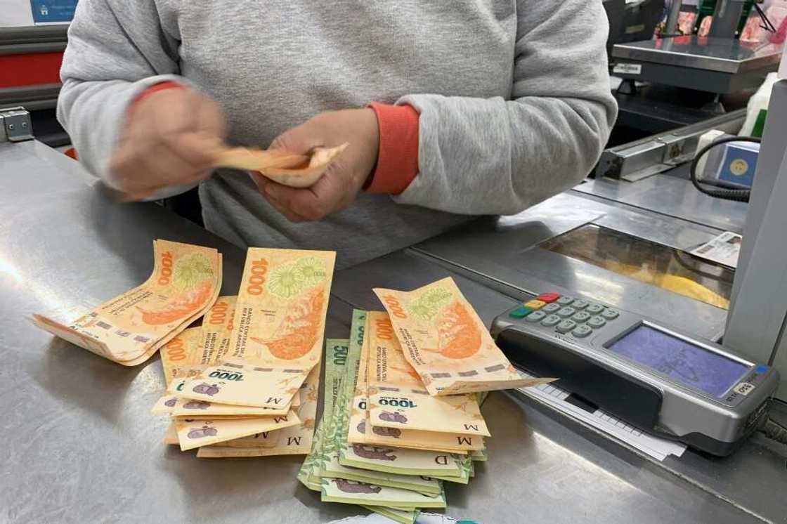 In April, the Argentine peso briefly fell to 500 to the US dollar on the informal exchange rate -- about double the rate of the official one -- before stabilizing at 470 In April, the Argentine peso briefly fell to 500 to the US dollar on the informal exchange rate -- about double the rate of the official one -- before stabilizing at 470
