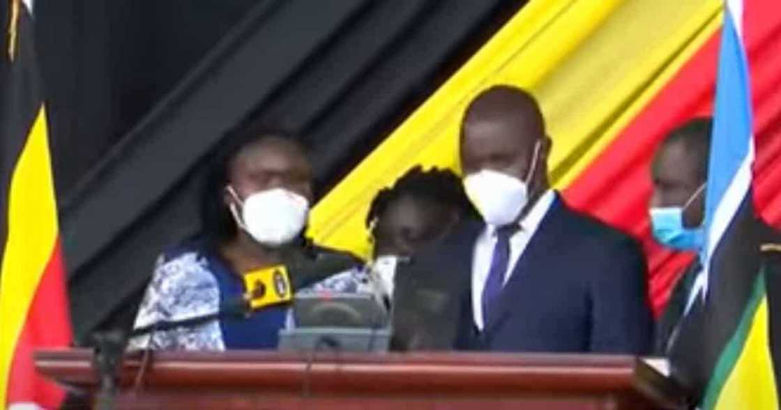 Co-Wives Fight Live on TV while Their Husband Is Sworn in as MP Co-Wives Fight Live on TV while Their Husband Is Sworn in as MP