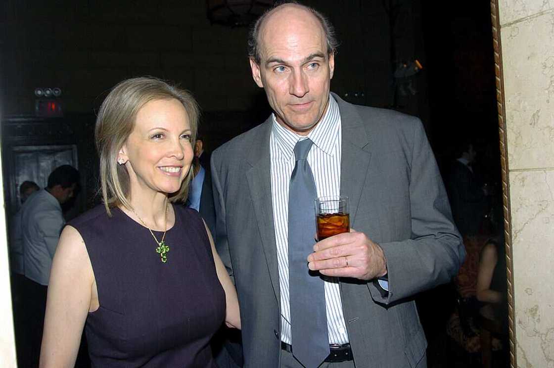 Who is James Taylor married to? Who is James Taylor married to?