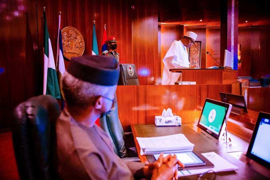 Mataimakin shugaban ƙasa, Farfesa Yemi Osinbajo. Mataimakin shugaban ƙasa, Farfesa Yemi Osinbajo.