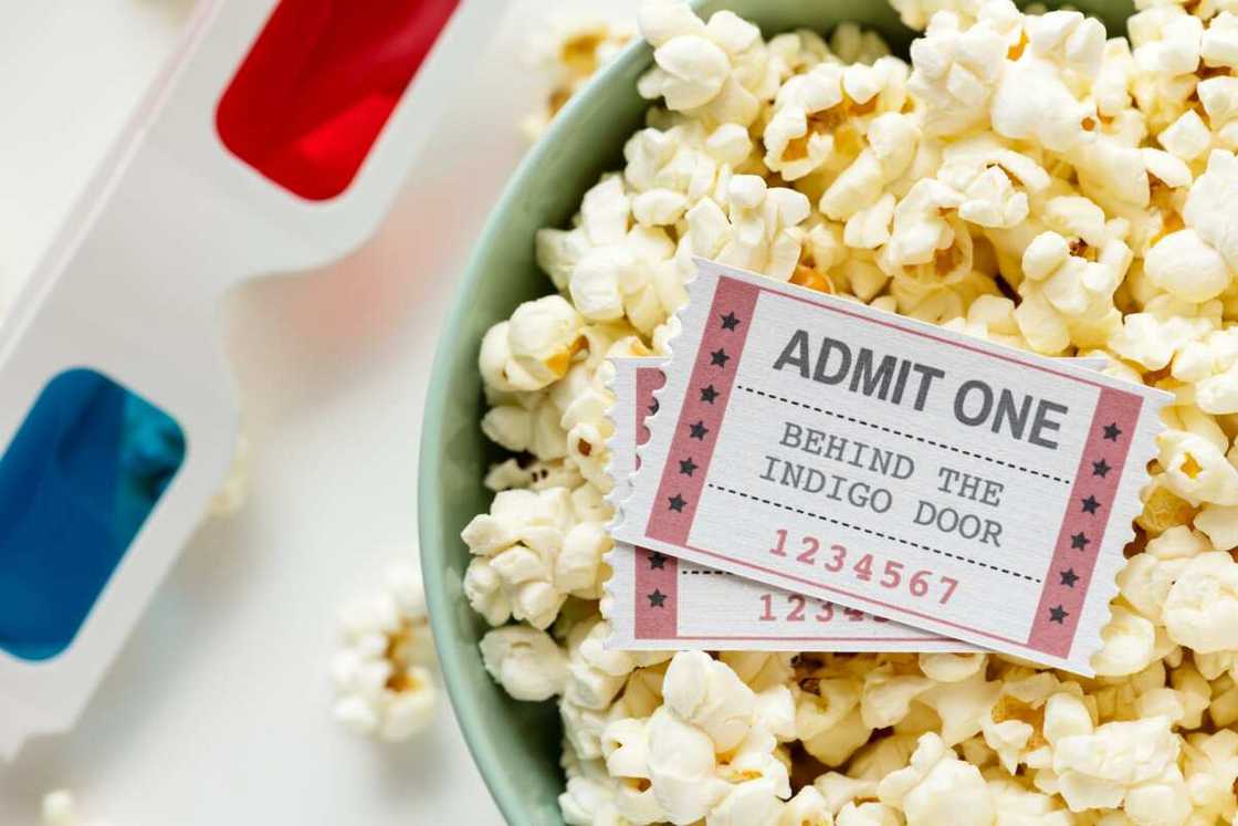 Movie tickets - Valentine gift ideas for him Movie tickets - Valentine gift ideas for him