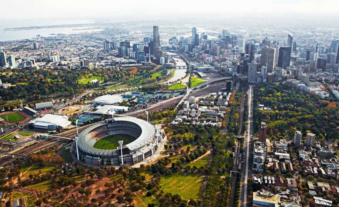 Australia invites Nigerians others to apply for Visa Australia invites Nigerians others to apply for Visa