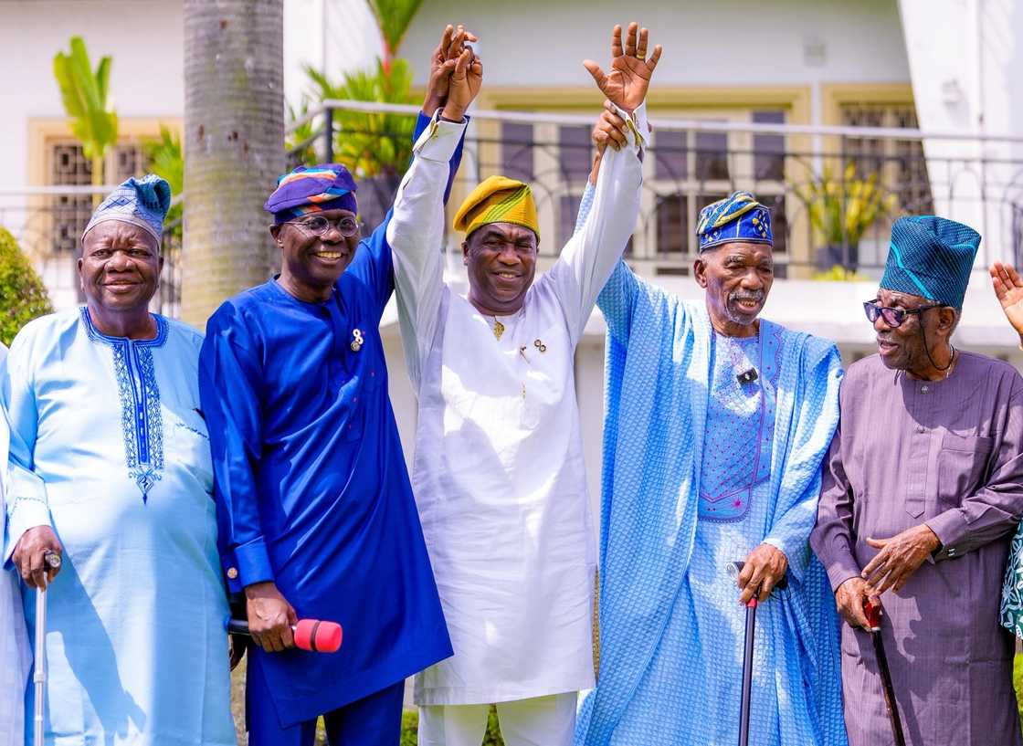 Obafemi Hamzat da Babajide Sanwo-Olu Obafemi Hamzat da Babajide Sanwo-Olu