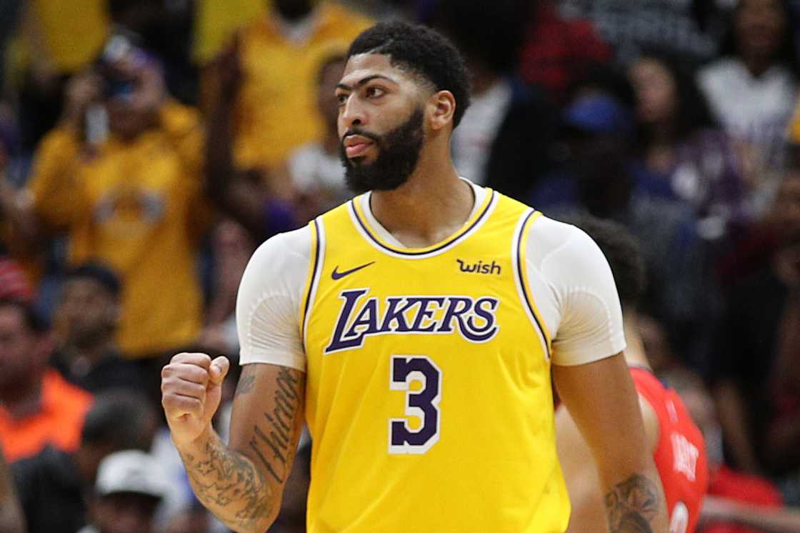 Anthony Davis reacts after defeating the New Orleans Pelicans at Smoothie King Center