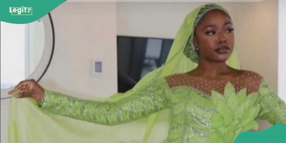 A beautiful dress dress A beautiful dress dress