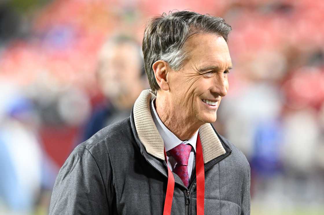 Chris Collinsworth reacts prior to the game between the Seattle Seahawks and Washington Commanders at Northwest Stadium in Landover Chris Collinsworth reacts prior to the game between the Seattle Seahawks and Washington Commanders at Northwest Stadium in Landover
