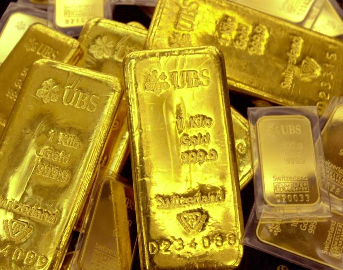 Gold hit another record high as traders flood into safe havens to shelter from market uncertainty Gold hit another record high as traders flood into safe havens to shelter from market uncertainty