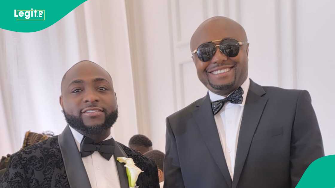 Davido attends Israel DMW's father's burial, fans react