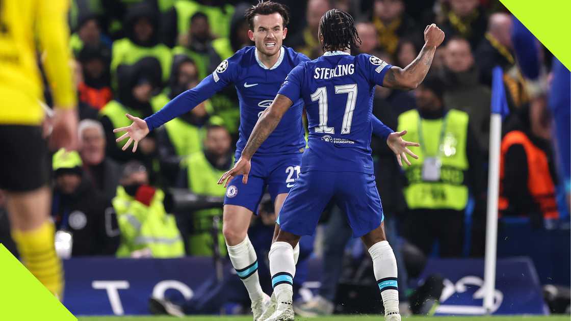 Ben Chilwell and Raheem Sterling playing for Chelsea in the UEFA Champions League.