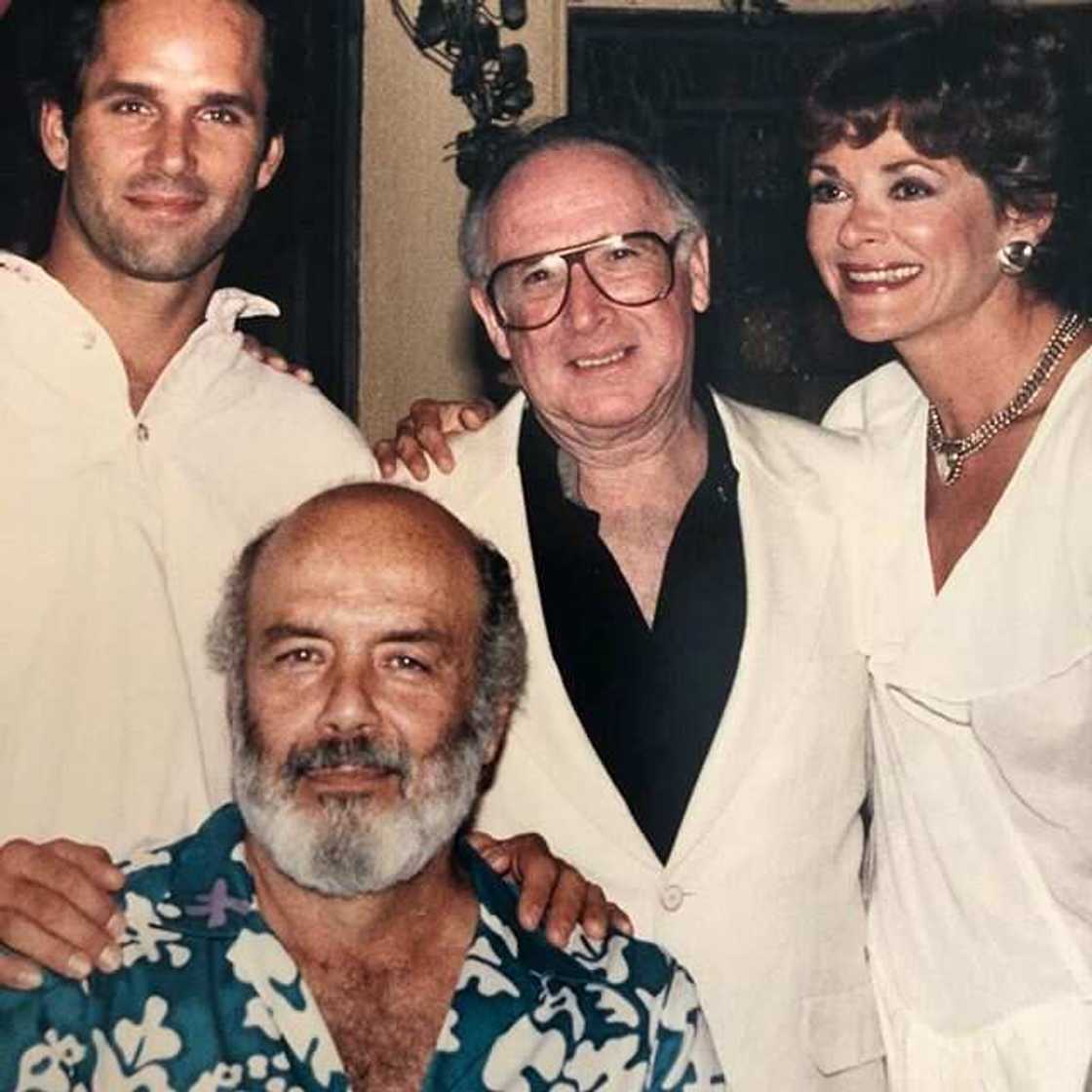 Pernell Roberts bio Pernell Roberts bio