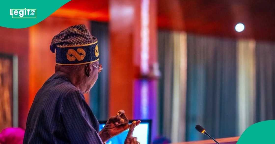 President Bola Tinubu explains to Nigerians in Saint Lucia why economic hardship persists. President Bola Tinubu explains to Nigerians in Saint Lucia why economic hardship persists.