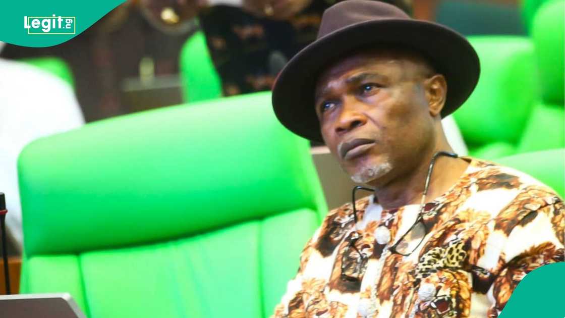 Nigerians have started reacting to the resignation of Kingsley Chinda, Rivers' APC governorship candidate, from the PDP and his defection to the APC on the floor of the House of Representation. Nigerians have started reacting to the resignation of Kingsley Chinda, Rivers' APC governorship candidate, from the PDP and his defection to the APC on the floor of the House of Representation.