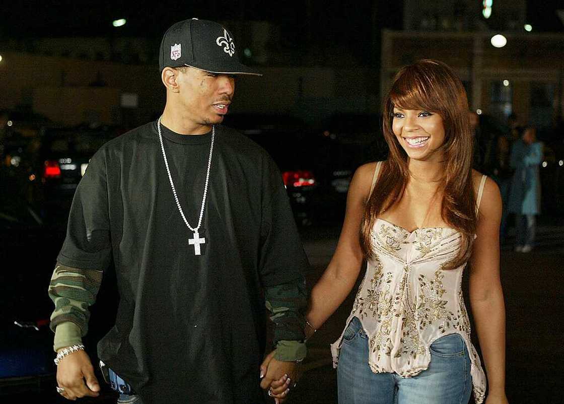 Who is Ashanti dating?