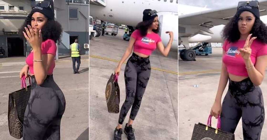 Slim lady flaunts beauty at airport