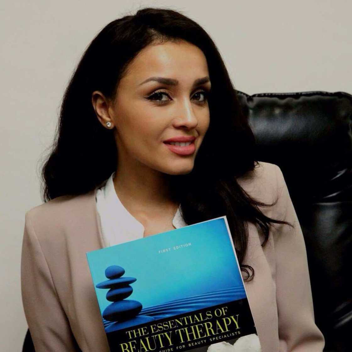 Adams Oshiomhole wife Adams Oshiomhole wife