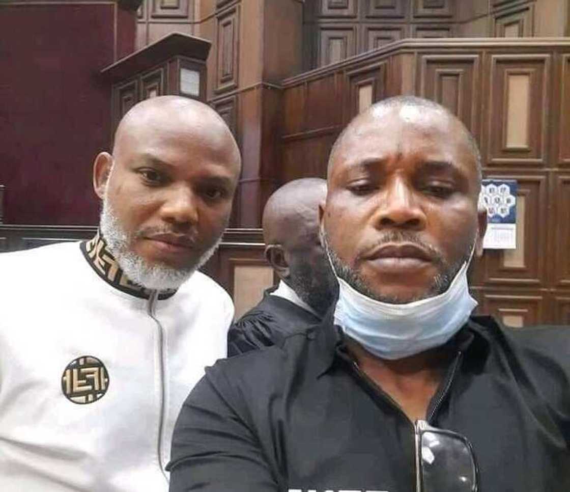 Da duminsa: Kotu ta dage shari'ar Nnamdi Kanu, jami'an DSS sun iza keyarsa Da duminsa: Kotu ta dage shari'ar Nnamdi Kanu, jami'an DSS sun iza keyarsa