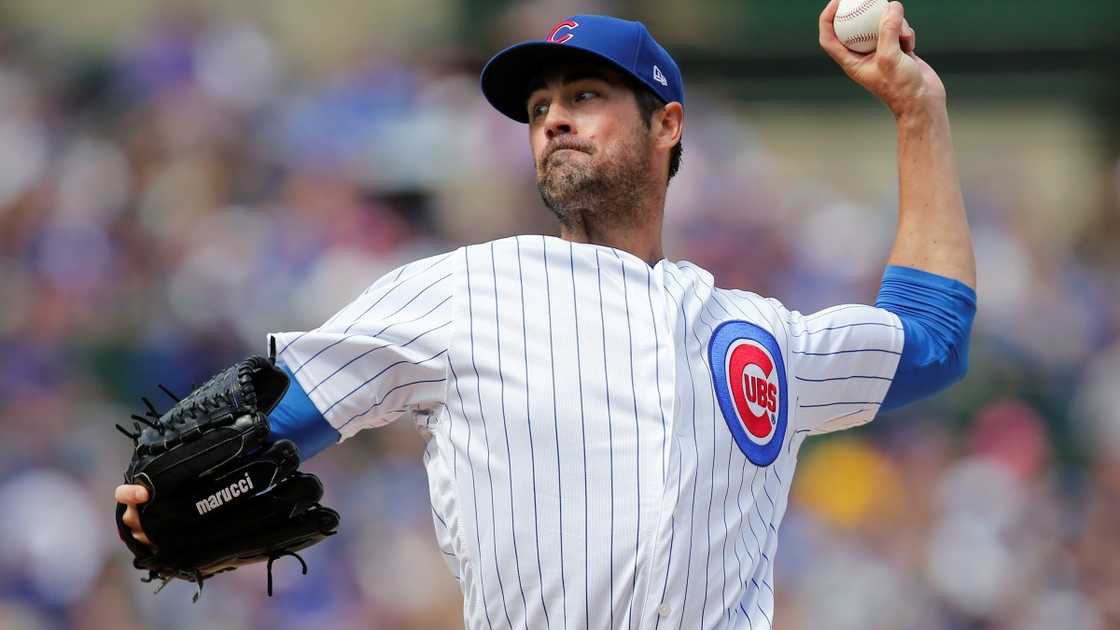 Cole Hamels of the Chicago Cubs throws a pitch.