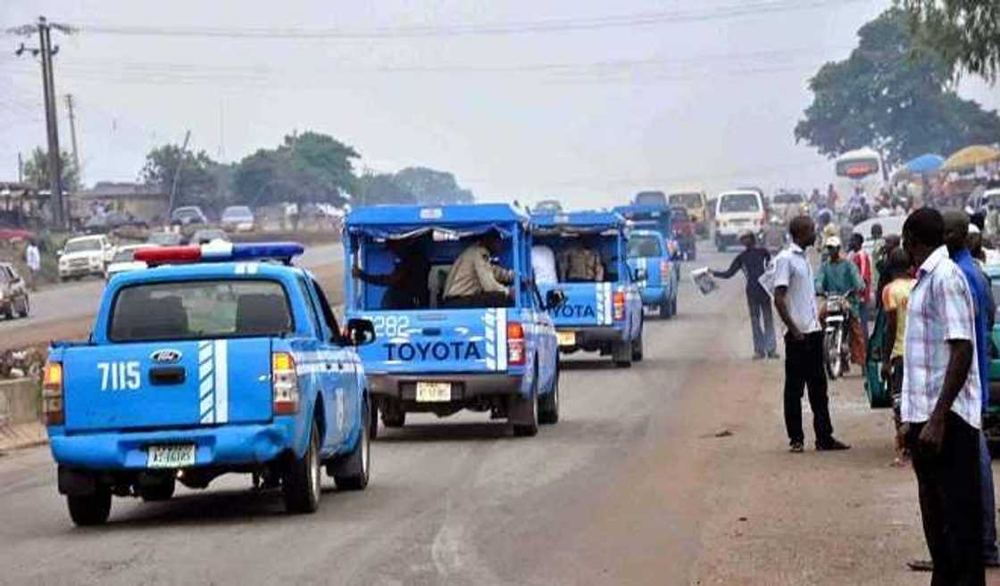 Tragedy as 15 people including 4 girls and 2 boys of same parent killed in Edo Tragedy as 15 people including 4 girls and 2 boys of same parent killed in Edo