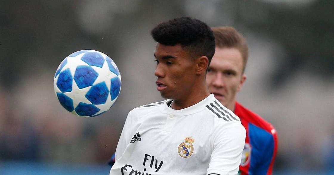 A karon farko: Dan Najeriya ya samu shiga kungiyar kwallon kafa ta Real Madrid A karon farko: Dan Najeriya ya samu shiga kungiyar kwallon kafa ta Real Madrid