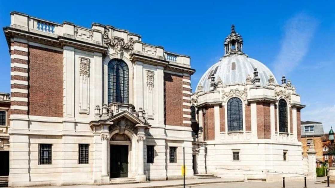 RETRO: Tokunbo Akintola, late son of Western Region Premier Ladoke Akintola, first black boy at Eton College RETRO: Tokunbo Akintola, late son of Western Region Premier Ladoke Akintola, first black boy at Eton College