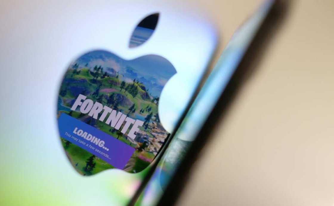 Lawyers for Fortnite-maker Epic Games and Apple will face off at an appeals hearing over the tight control of App Store, and US Department of Justice lawyers will get to chime in. Lawyers for Fortnite-maker Epic Games and Apple will face off at an appeals hearing over the tight control of App Store, and US Department of Justice lawyers will get to chime in.