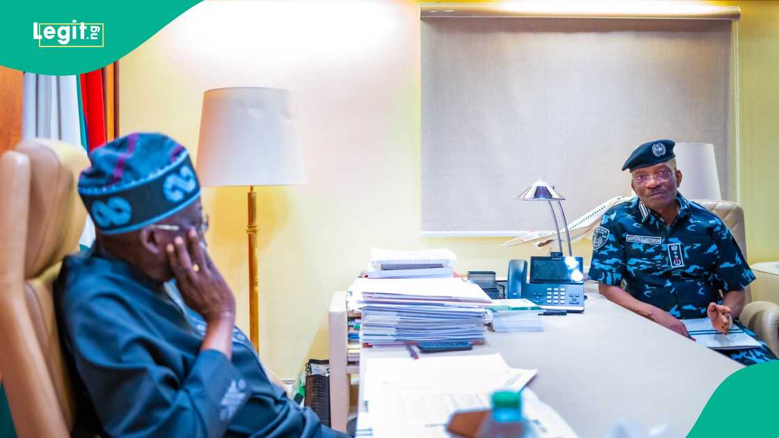 Tinubu ya umarci janye yan sanda daga tsaron yan siyasa Tinubu ya umarci janye yan sanda daga tsaron yan siyasa