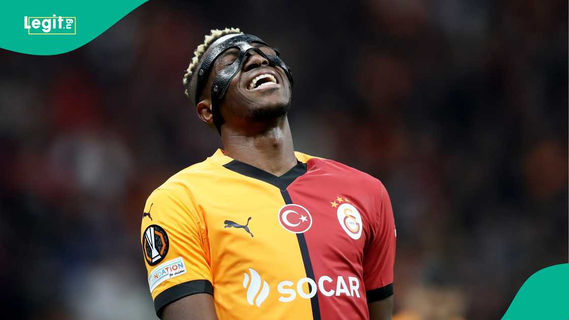 Victor Osimhen reacts dejected during a Galatasaray fixture