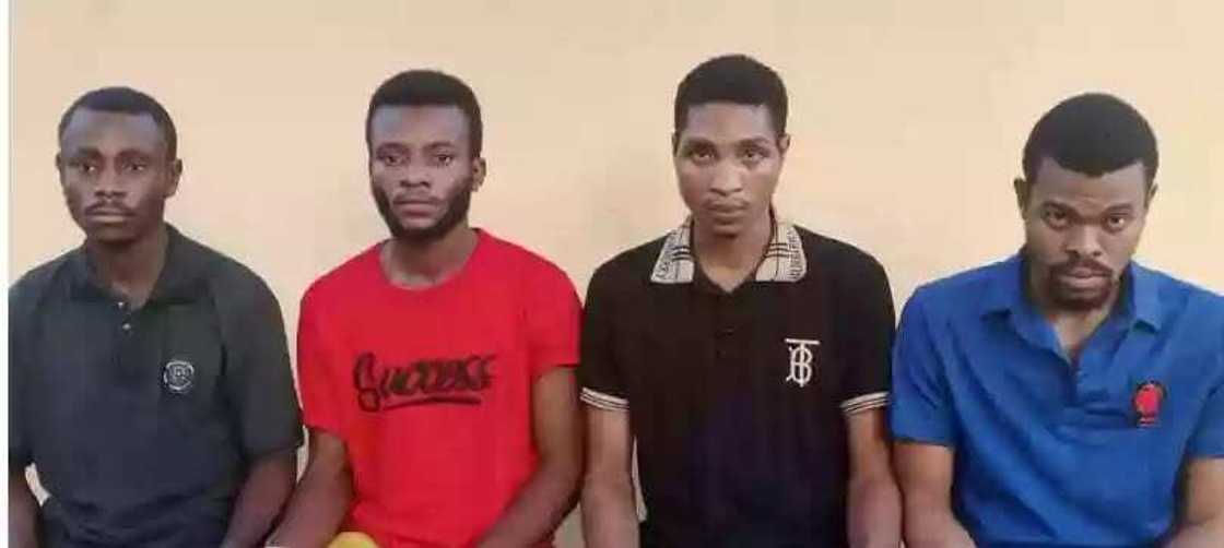 Photos emerge as 4 kidnappers smashed in Rivers, who uses Facebook, WhatsApp to lure victims Photos emerge as 4 kidnappers smashed in Rivers, who uses Facebook, WhatsApp to lure victims