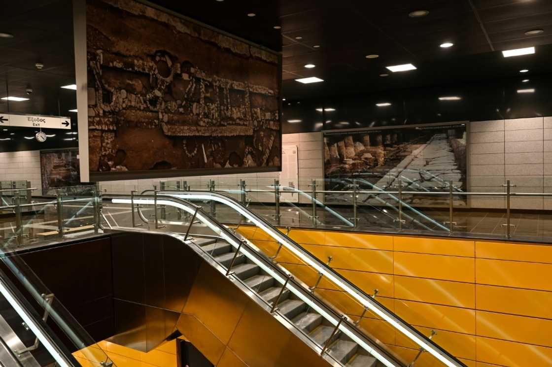 Agia Sofia metro station displays 'the whole of Thessaloniki's history on this wall', says Elliniko Metro Agia Sofia metro station displays 'the whole of Thessaloniki's history on this wall', says Elliniko Metro