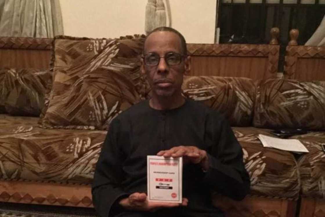 Hakeem Baba-Ahmed Hakeem Baba-Ahmed