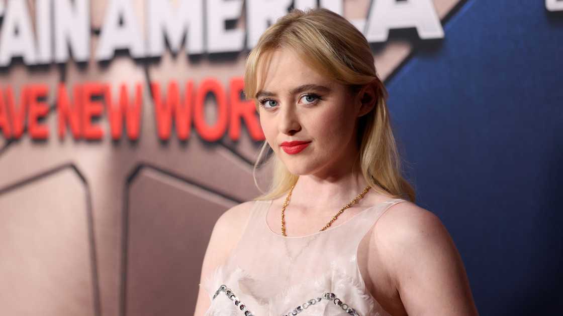 Kathryn Newton poses on the red carpet of the 2025 Captain America: Brave New World Premiere at TCL Chinese Theatre Kathryn Newton poses on the red carpet of the 2025 Captain America: Brave New World Premiere at TCL Chinese Theatre