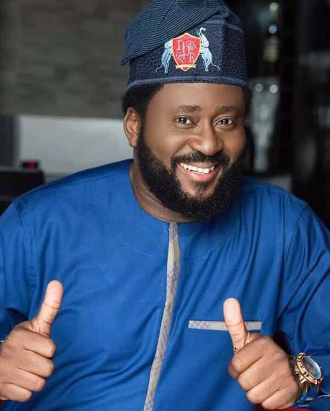 Desmond Elliot biography