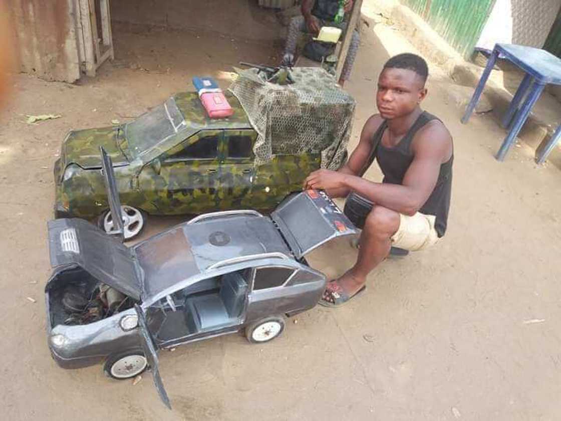 Fasahar matasa: Wani hazikin matashi a Najeriya ya kera motoci da jirgin sama daga kananan karafa Fasahar matasa: Wani hazikin matashi a Najeriya ya kera motoci da jirgin sama daga kananan karafa