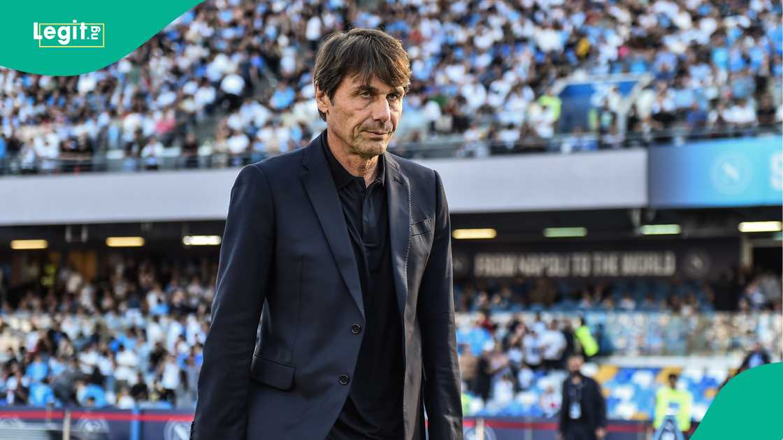 Antonio Conte, Michael Carrick, Manchester United, England, Premier League. Antonio Conte, Michael Carrick, Manchester United, England, Premier League.