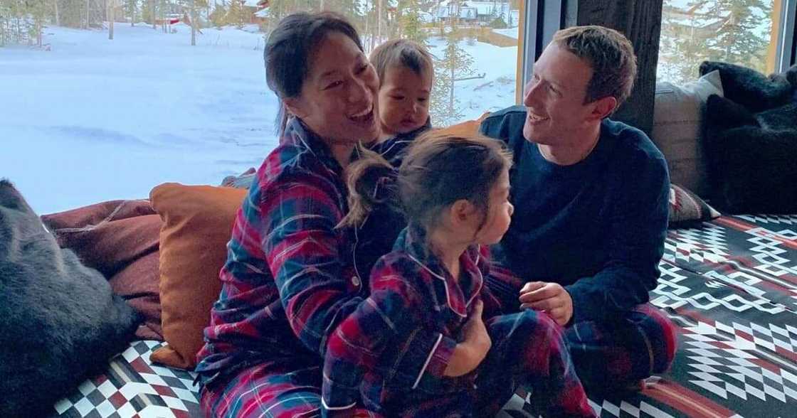 Mack Zuckerberg Discloses His Daughter Thinks He Works At a Bookstore Mack Zuckerberg Discloses His Daughter Thinks He Works At a Bookstore