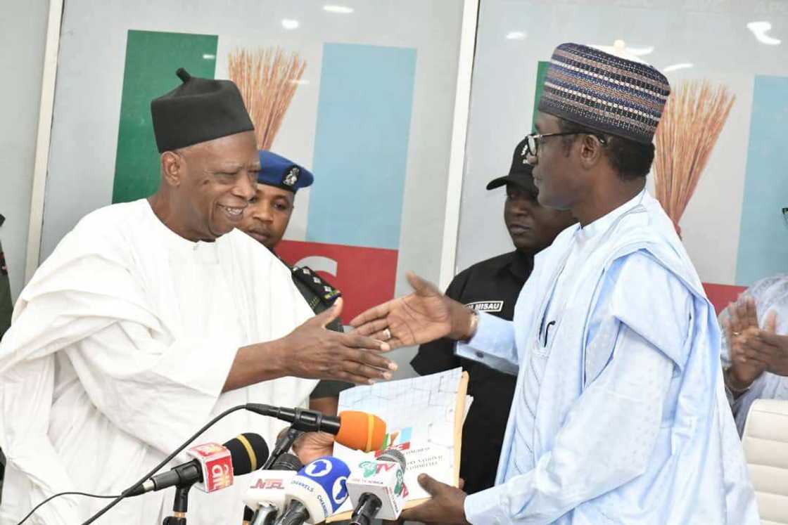 Sanata Adamu da Gwamna Buni Sanata Adamu da Gwamna Buni